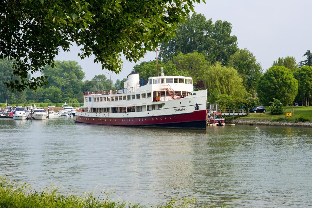 De Logeerboot Dordrecht Bed and Breakfast Εξωτερικό φωτογραφία
