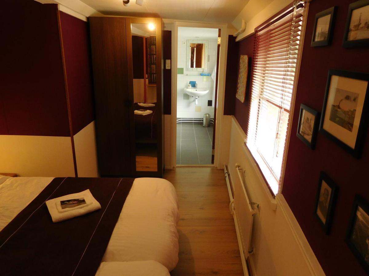 De Logeerboot Dordrecht Bed and Breakfast Εξωτερικό φωτογραφία