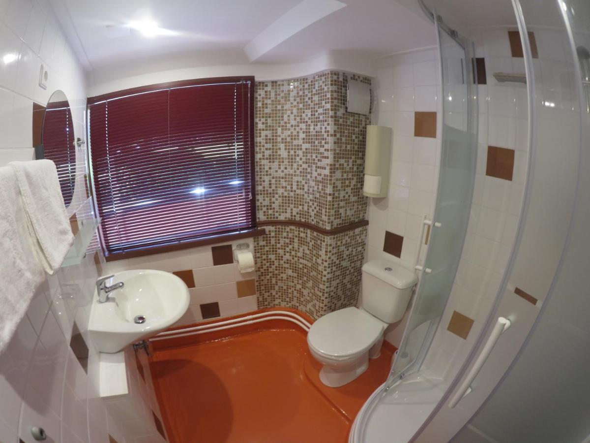De Logeerboot Dordrecht Bed and Breakfast Εξωτερικό φωτογραφία