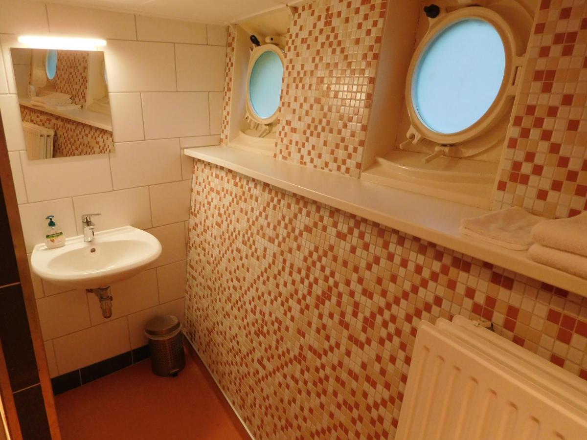 De Logeerboot Dordrecht Bed and Breakfast Εξωτερικό φωτογραφία